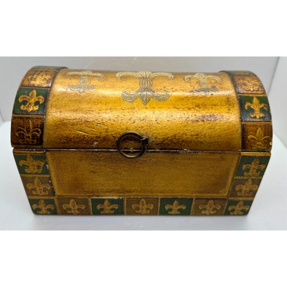 Vintage Chest Musical Jewelry Box - 8"x6"x5"